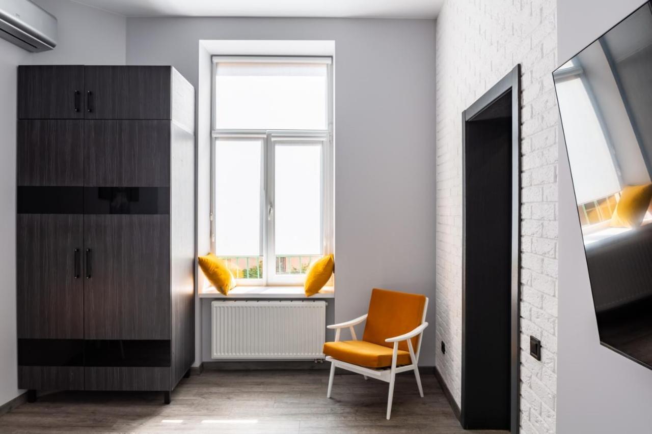 Stylish Apartment In The Center Lviv Eksteriør billede